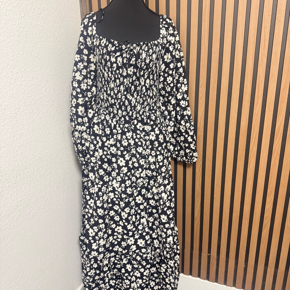 City Chic Black and White Floral Maxi Dress